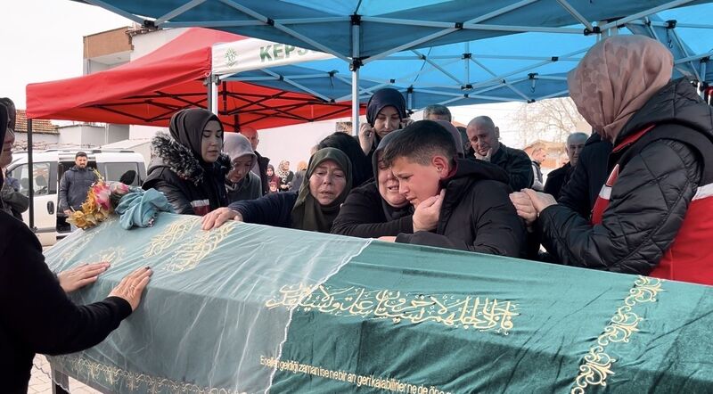 6 ay önce başladığı kariyerinde patlama nedeniyle hayatını kaybetti