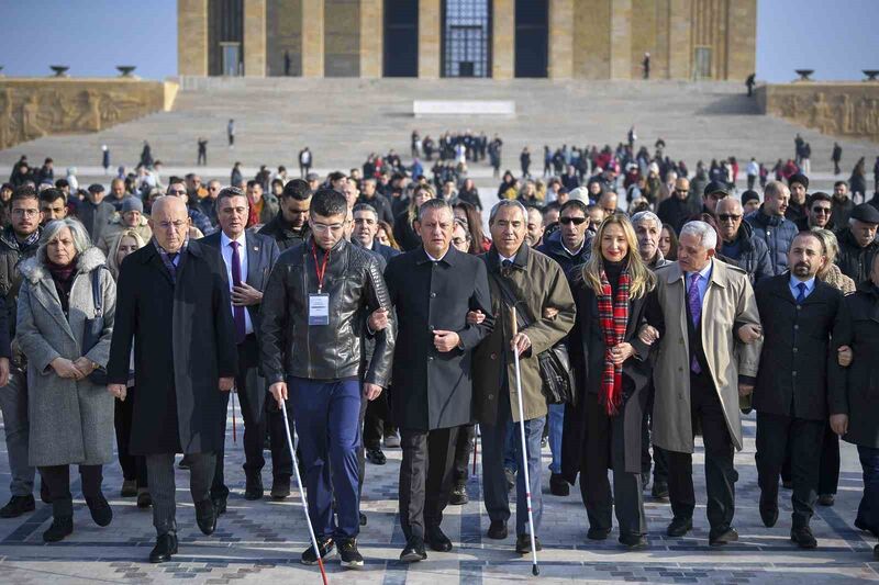 CUMHURİYET HALK PARTİSİ (CHP)