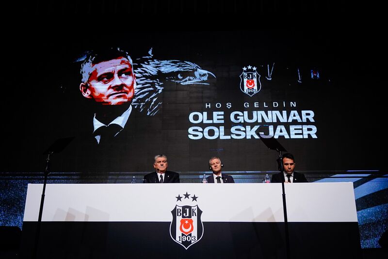 Beşiktaş, yeni teknik direktörü Ole Gunnar Solskjaer için imza töreni