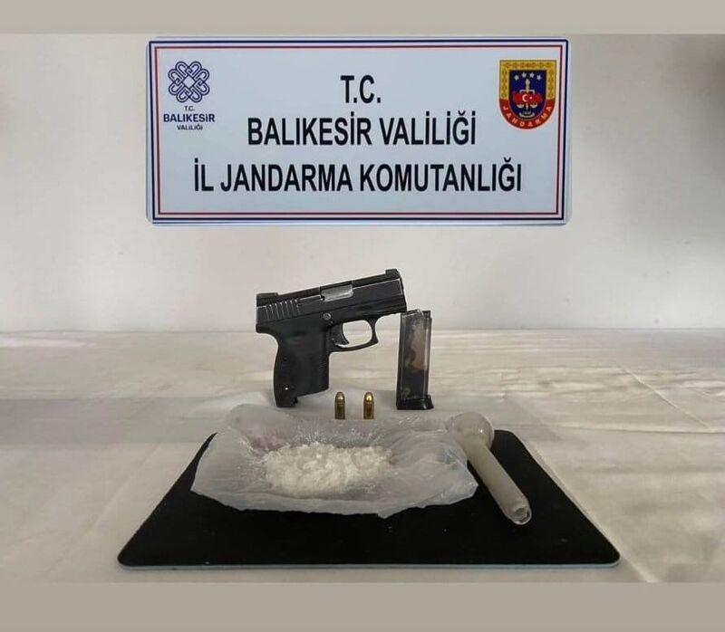 Balıkesir İl Jandarma Komutanlığı, kaçakçılık ve organize suçlara yönelik yürüttüğü