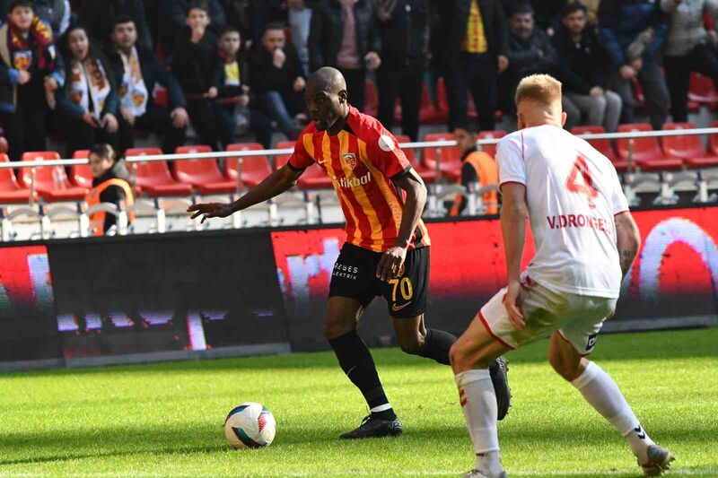 Kayserispor, Trendyol Süper Lig’in 19. haftasında sahasında karşılaştığı Samsunspor’a 1-0