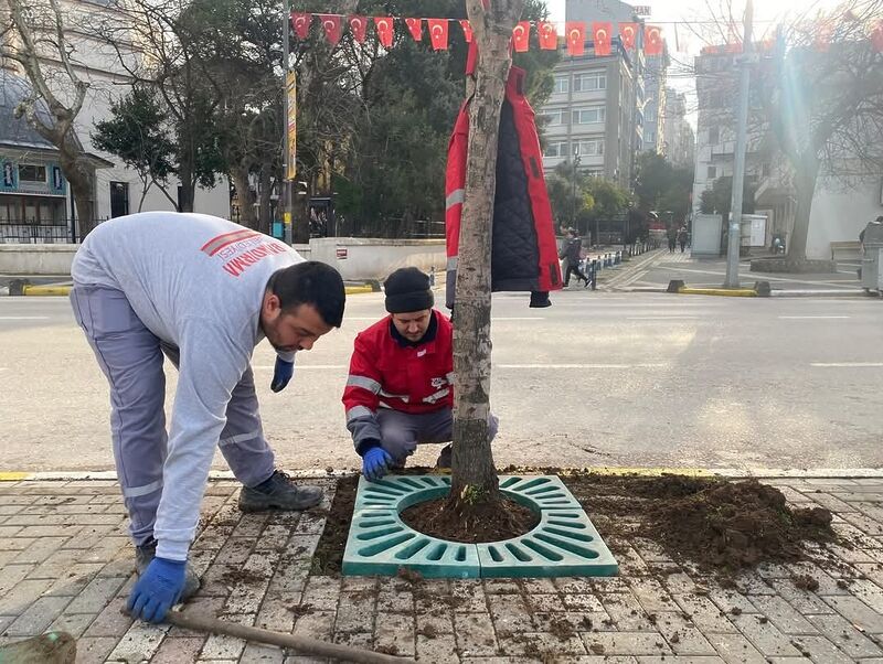 Balıkesir’in Bandırma ilçesinde, yayaların daha güvenli ve rahat bir şekilde