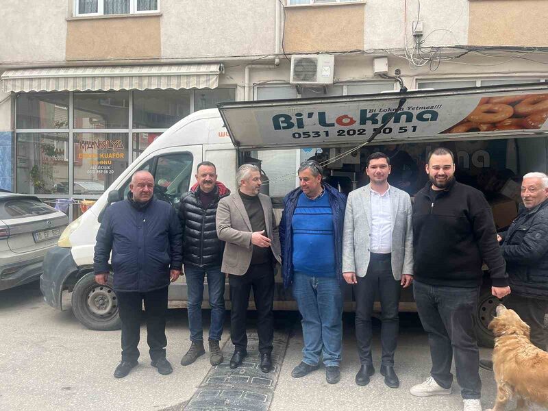 Ramazan ayının ilk gününü Sakarya Mahallesi Bağlarbaşı Camii’nde eda eden