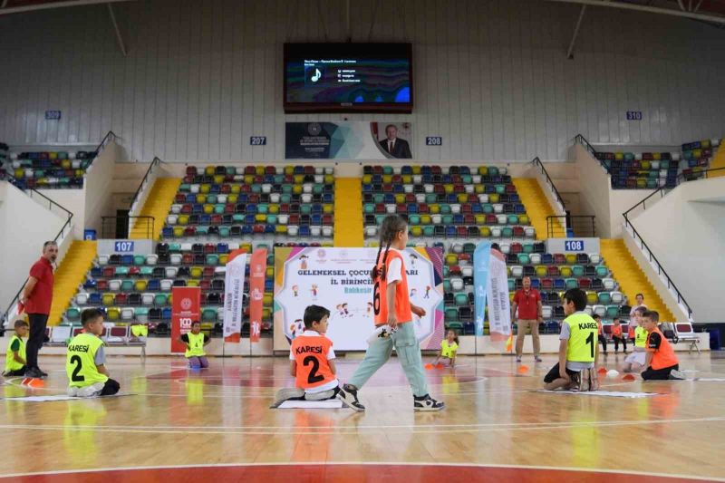 Balıkesir Okul Sporları İl Tertip Komitesi koordinesinde düzenlenen ’2024-2025 Eğitim