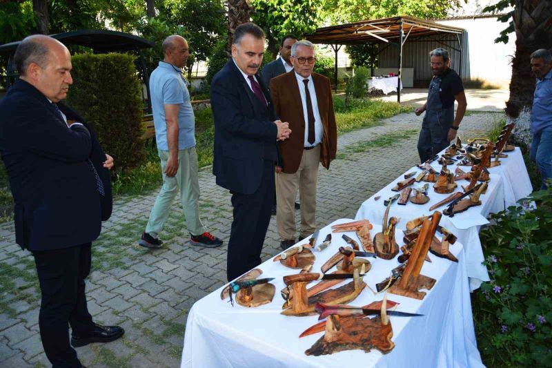 Balıkesir Edremit Halk Eğitimi Merkezi Müdürlüğü (EHEM) tarafından açılan kurslarda