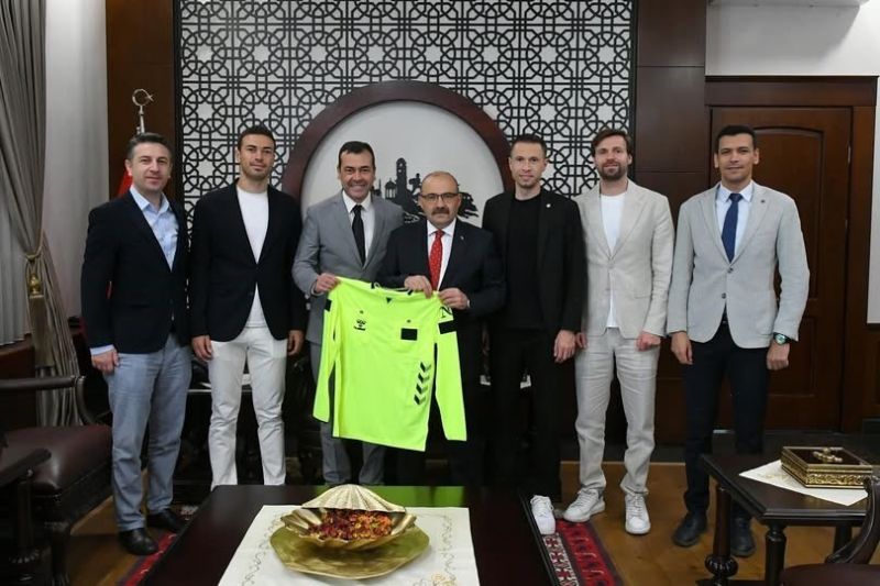 Balıkesir’i, Süper Lig’de temsil eden FIFA ve üst klasman hakem