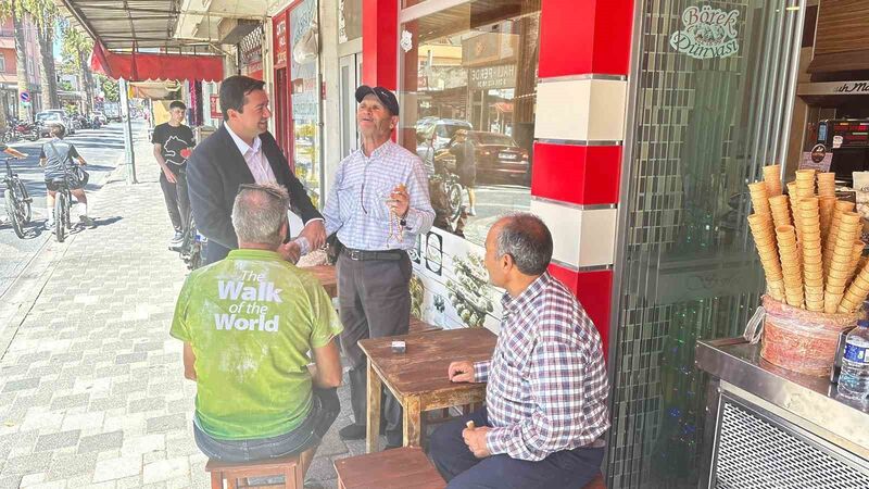 Havran Kaymakamı Muhammed Evlice, ilçe merkezinde esnaf ziyaretleri gerçekleştirerek vatandaşlarla