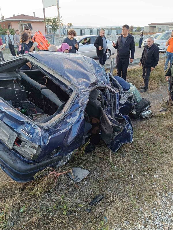 Balıkesir’in Gönen ilçesi ile Bandırma arasındaki karayolunun 5. kilometresinde tek