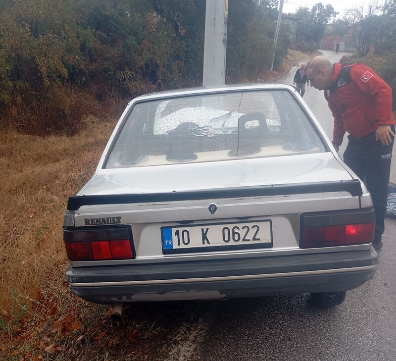 Balıkesir’in Susurluk ilçesi Buzağılık Mahallesi’nde meydana gelen trafik kazasında 1