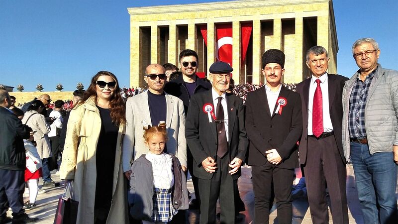 29 Ekim Cumhuriyet Bayramı’nda Anıtkabir, Türkiye’nin dört bir yanından gelen