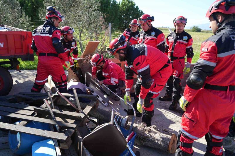 Devlet Hava Meydanları İşletmesi (DHMİ) Edremit Koca Seyit Havalimanı’nda, Sındırgı’da