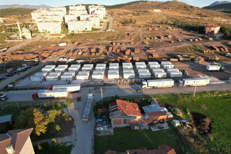 Balıkesir’in Sındırgı ilçesinde 27 Ekim’de yaşanan 6,1 büyüklüğündeki depremlerin ardından