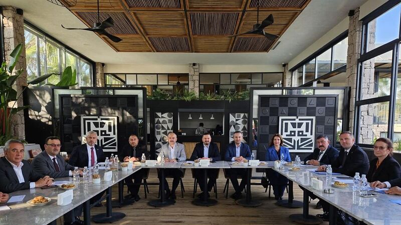 AK Parti Balıkesir İl Başkanı Mehmet Aydemir, Ayvalık İlçe Başkanı