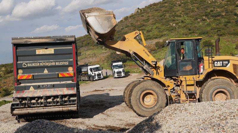 Balıkesir’de güvenli ulaşım için yollarda standartları her geçen gün artıran