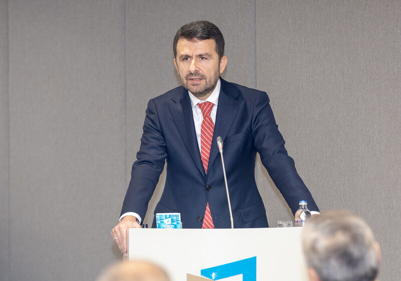 Basın İlan Kurumu Genel Müdürü Abdulkadir Çay, hedeflerinin yeni gelir