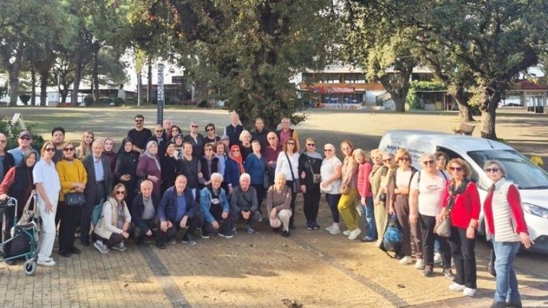 Balıkesir Üniversitesi Gerontoloji bölümü öğrencileri ile 60+ Tazelenme Üniversitesi katılımcıları,