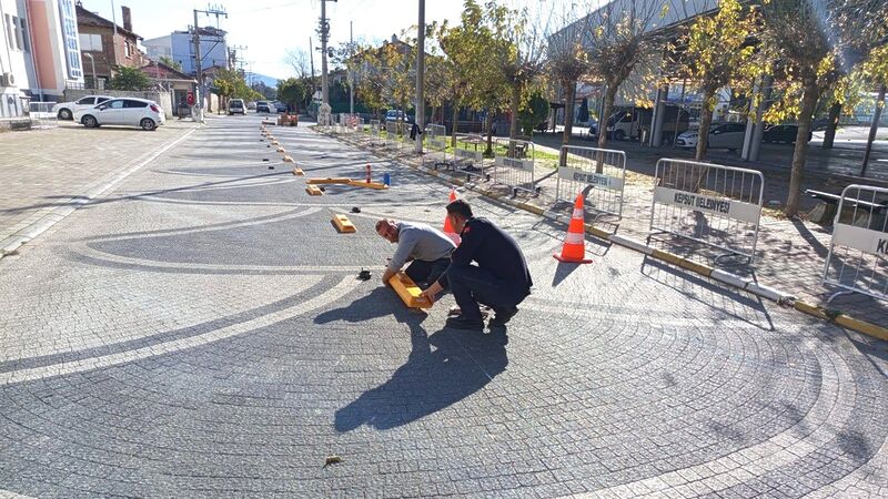Kepsut Belediyesi, mahallelerdeki sağlık hizmetlerinden infra altyapı çalışmalarına kadar uzanan