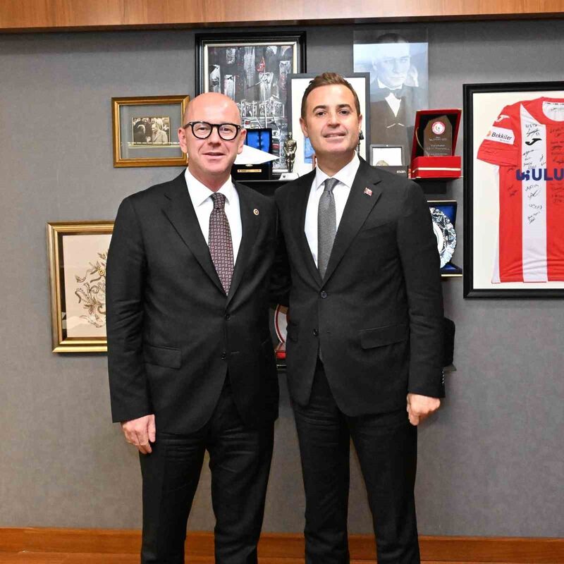 Balıkesir Büyükşehir Belediye Başkanı Ahmet Akın, Ankara’da önemli temaslarda bulundu.
