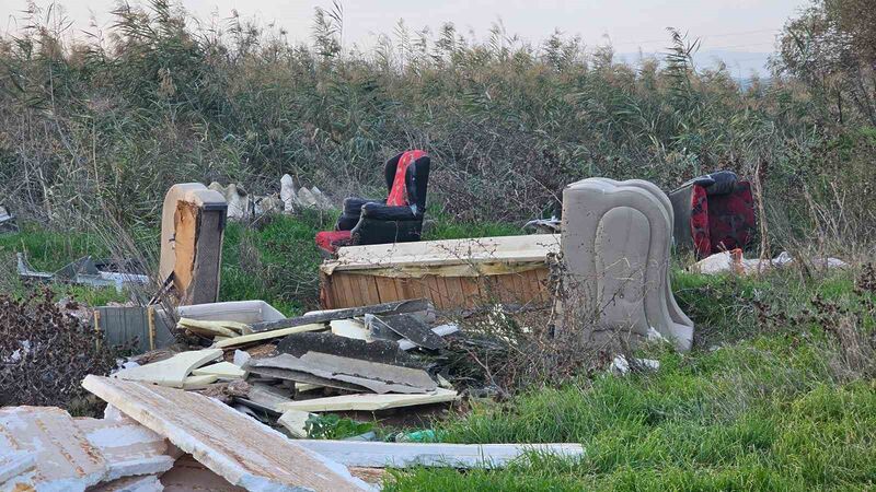 Bandırma’da doğaya karşı duyarsızlık her geçen gün artıyor. Şehrin çöplüğü