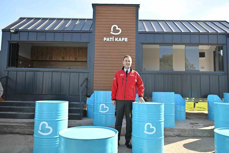 Balıkesir Büyükşehir Belediye Başkanı Ahmet Akın, Karesi ilçesi Yeniköy Mahallesi’ndeki