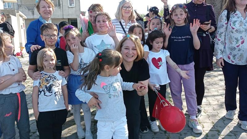 Dünya Çocuk Hakları Günü’nde CHP Balıkesir İl Kadın Kolları Başkanı