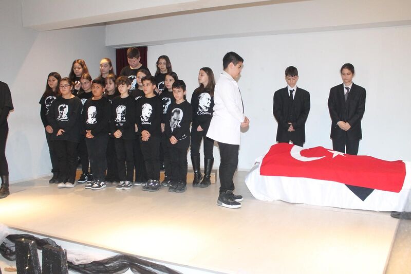 Manyas’ta okulların ara tatile girmeleri nedeniyle ülkemizin kurucusu Gazi Mustafa