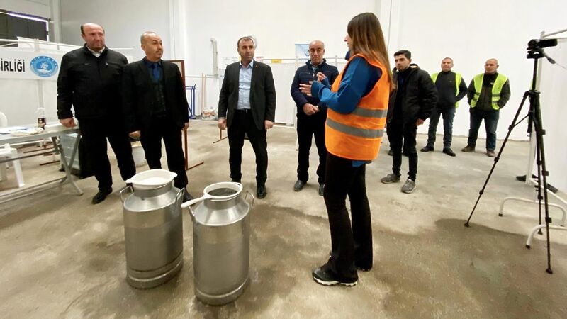 Karesi ve Altıeylül Süt Üreticileri Birliği bünyesindeki TÜRKAK ve MYK