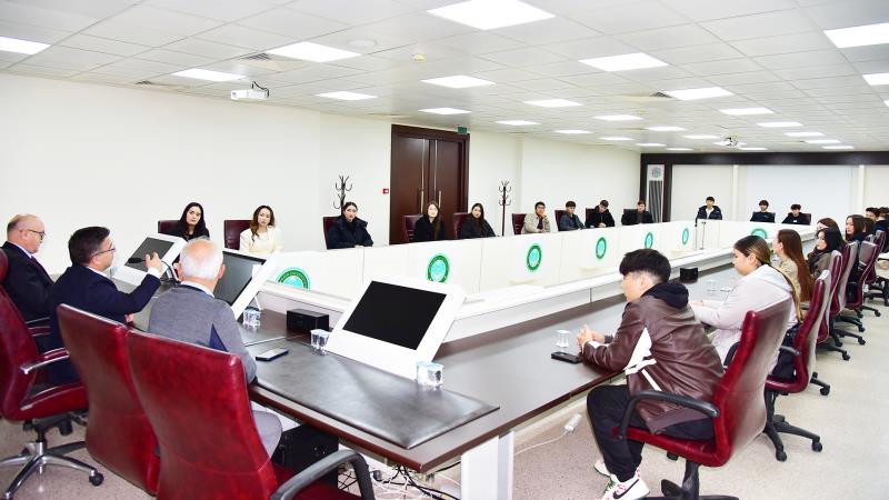 Balıkesir Üniversitesi Rektörü Prof. Dr. Yücel Oğurlu, kurum bünyesinde öğrenim