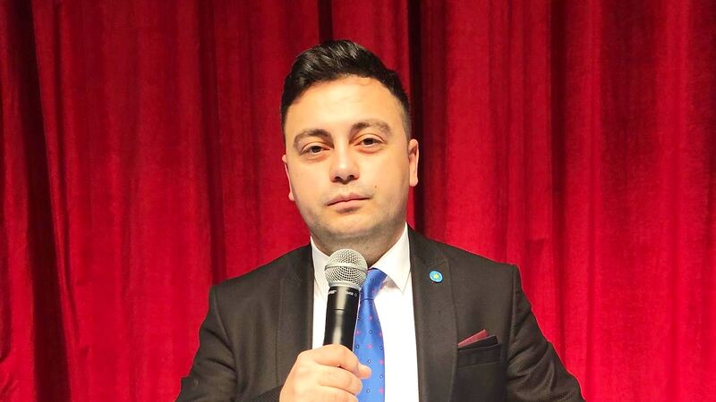 Sındırgı merkezinde meydana gelen 4.9 büyüklüğündeki deprem sonrasında Karesi İlçe