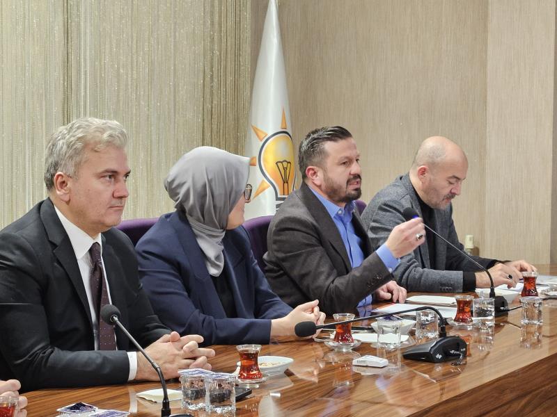 Balıkesir AK Parti İl Başkanlığı, il kongresinin yıldönümü dolayısıyla yönetim