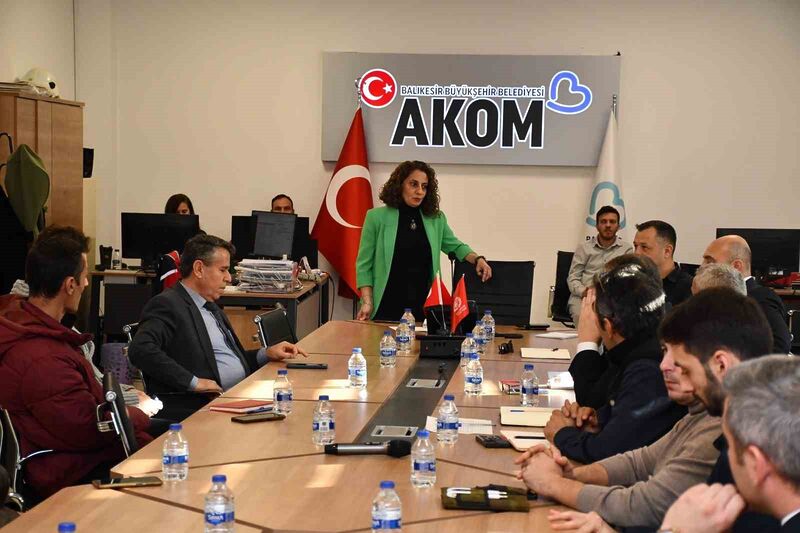 Balıkesir Büyükşehir Belediyesi (BBB) koordinasyonunda ilçe belediyelerinin de katılımıyla Afet