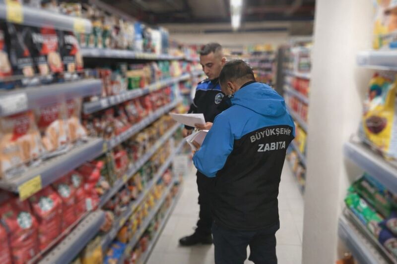 Balıkesir Büyükşehir Belediyesi Zabıta Dairesi Başkanlığına bağlı ekipler, tüketici haklarını