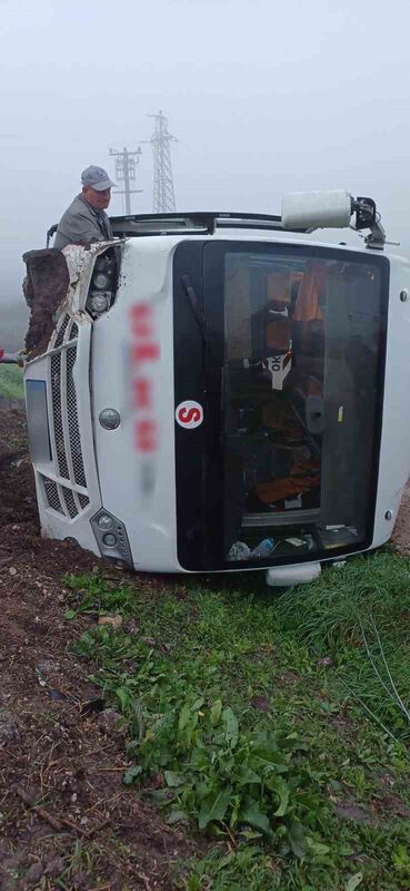 Balıkesir’in Bandırma ilçesinde öğrenci servis aracı içinde bulunan 8 öğrenciyle