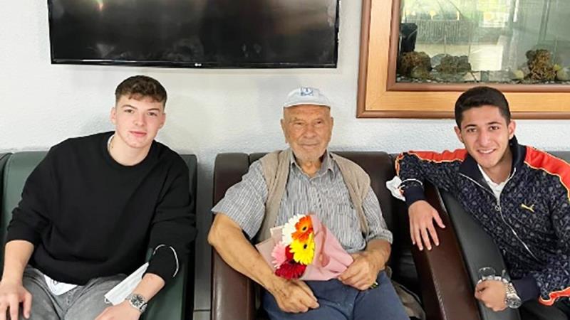 Balıkesir Üniversitesi Balıkesir Meslek Yüksekokulu Elektrik ve Enerji Bölümü, öğrencilerin