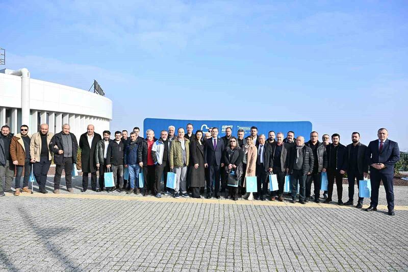 Balıkesir Büyükşehir Belediye Başkanı Ahmet Akın, kentte faaliyet gösteren yerel