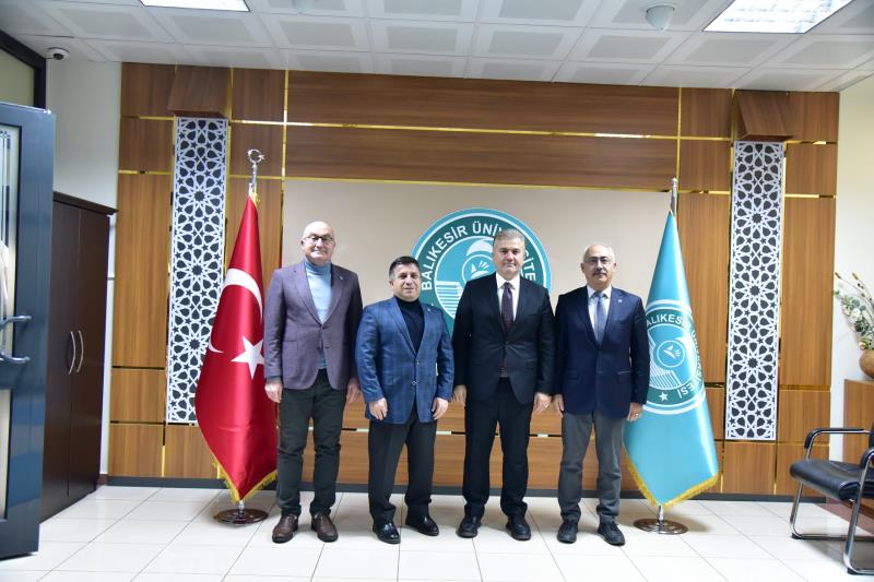 Balıkesir Milletvekili Dr. Mustafa Canbey, Balıkesir Üniversitesi Rektörü Prof. Dr.