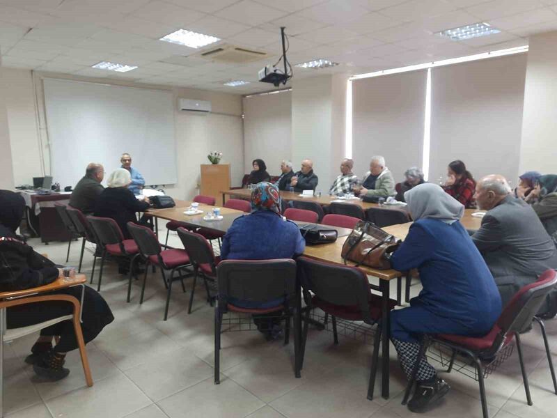 Edremit Devlet Hastanesi tarafından diyabet hastalığında farkındalığı artırmak ve doğru