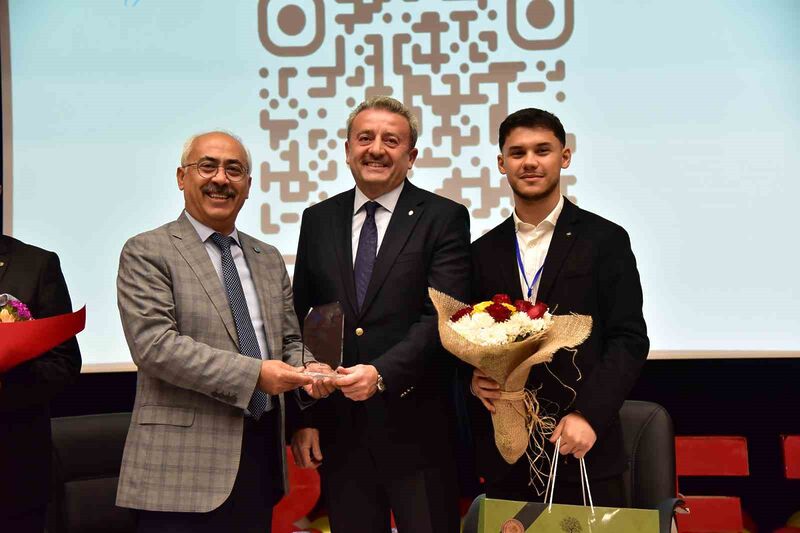 Balıkesir Üniversitesi Endüstri Bilimleri ve Teknoloji Topluluğu (EBİTET) tarafından düzenlenen