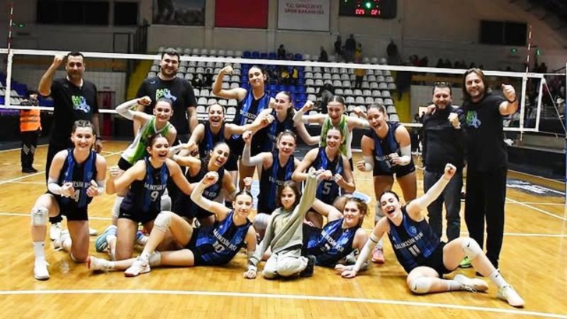 Balıkesir Büyükşehir Belediyespor Voleybol Takımı TVF 2. Lig 5. Grup