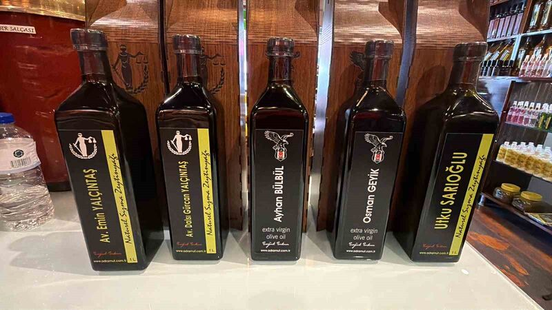 Balıkesir’in Edremit ilçesinde zeytinyağı sektörü temsilcilerinden Efe Yıldırım, yeni yıl