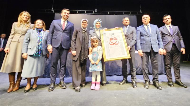 AK Parti Balıkesir teşkilatı, Aile ve Sosyal Hizmetler Bakanı Mahinur