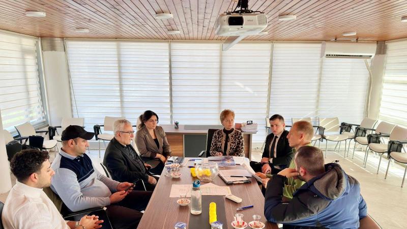 Sporun ve sporcunun en büyük destekçilerinden biri olan Burhaniye Belediyesi,