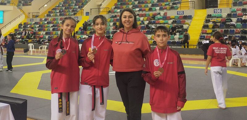 Altıeylül Belediyespor, Balıkesir’de gerçekleştirilen il seçmelerinde farklı kategorilerde elde ettiği