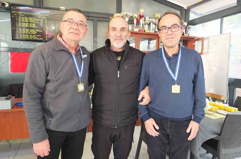 Burhaniye ilçesinde, briç sporu her geçen gün gelişirken, turnuvalar da