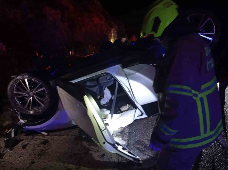 Balıkesir’in Havran ilçesinde meydana gelen trafik kazasında 2 kişi yaralandı.