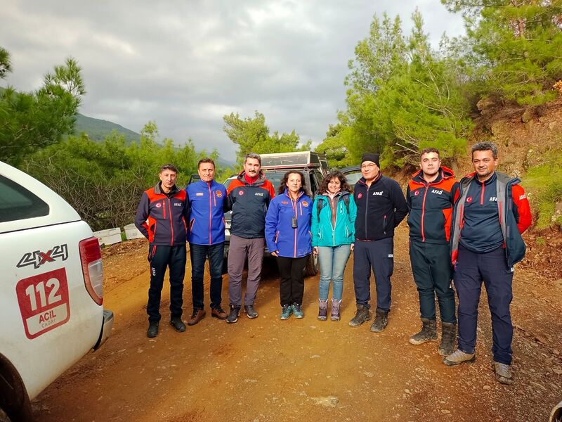Balıkesir’in Edremit ilçesinde Kazdağları’na gezmek için çıkan ve kendilerinden haber