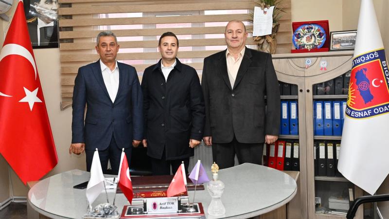 Balıkesir Büyükşehir Belediye Başkanı Ahmet Akın, Ramazan’ın bereketini hemşehrileriyle paylaşmaya