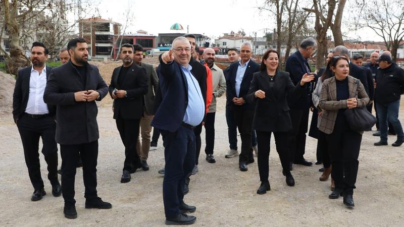 Edremit Belediyesi, Altınoluk Mahallesi’nin en büyük ihtiyaçlarından biri olan modern