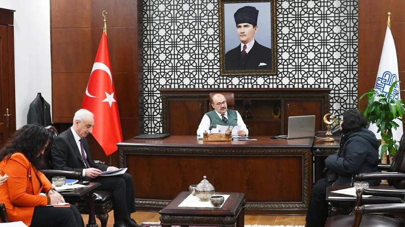 Balıkesir Valisi İsmail Ustaoğlu, devlet ile vatandaş arasındaki bağı güçlendirmek