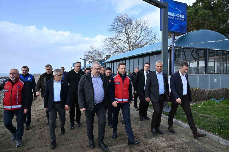 Balıkesir Büyükşehir Belediye Başkanı Ahmet Akın, lodos ve olumsuz hava